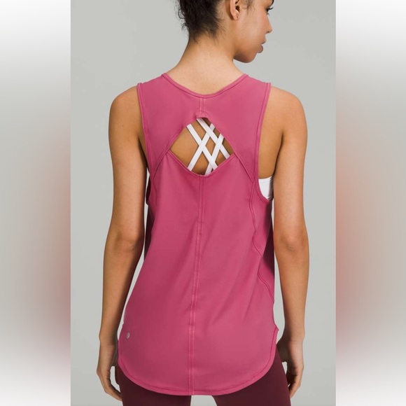 Lululemon Sculpt Tank Top
Pink Lychee never worn - Picture 4 of 5